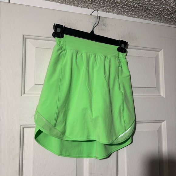 Lululemon Hotty Hot High-Rise Skirt - Picture 2 of 6